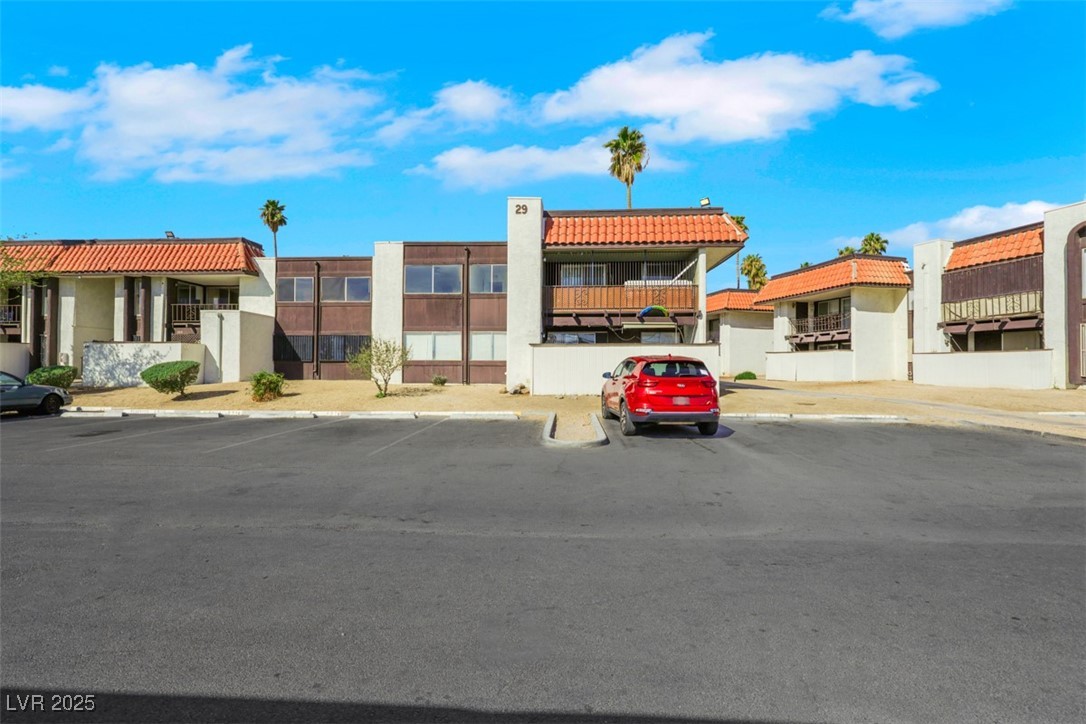 1405 Vegas Valley Drive 312 Property Photo 3