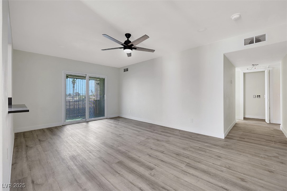 1405 Vegas Valley Drive 312 Property Photo 5