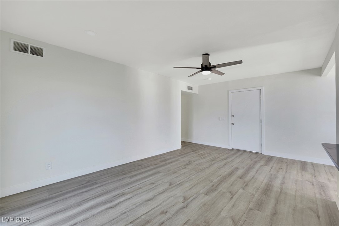 1405 Vegas Valley Drive 312 Property Photo 7