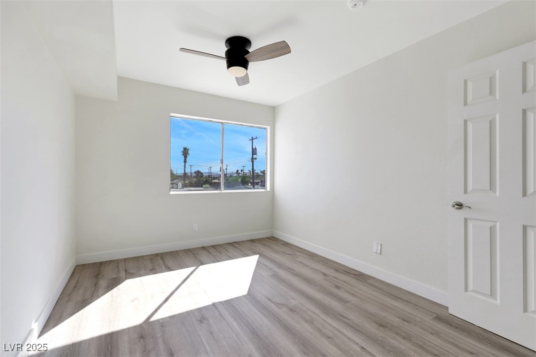 1405 Vegas Valley Drive 312 Property Photo 14