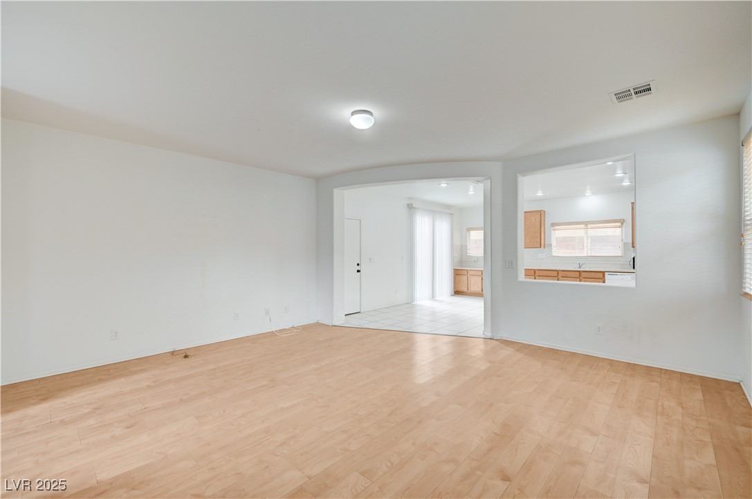 40 Fundy Avenue Property Photo 4
