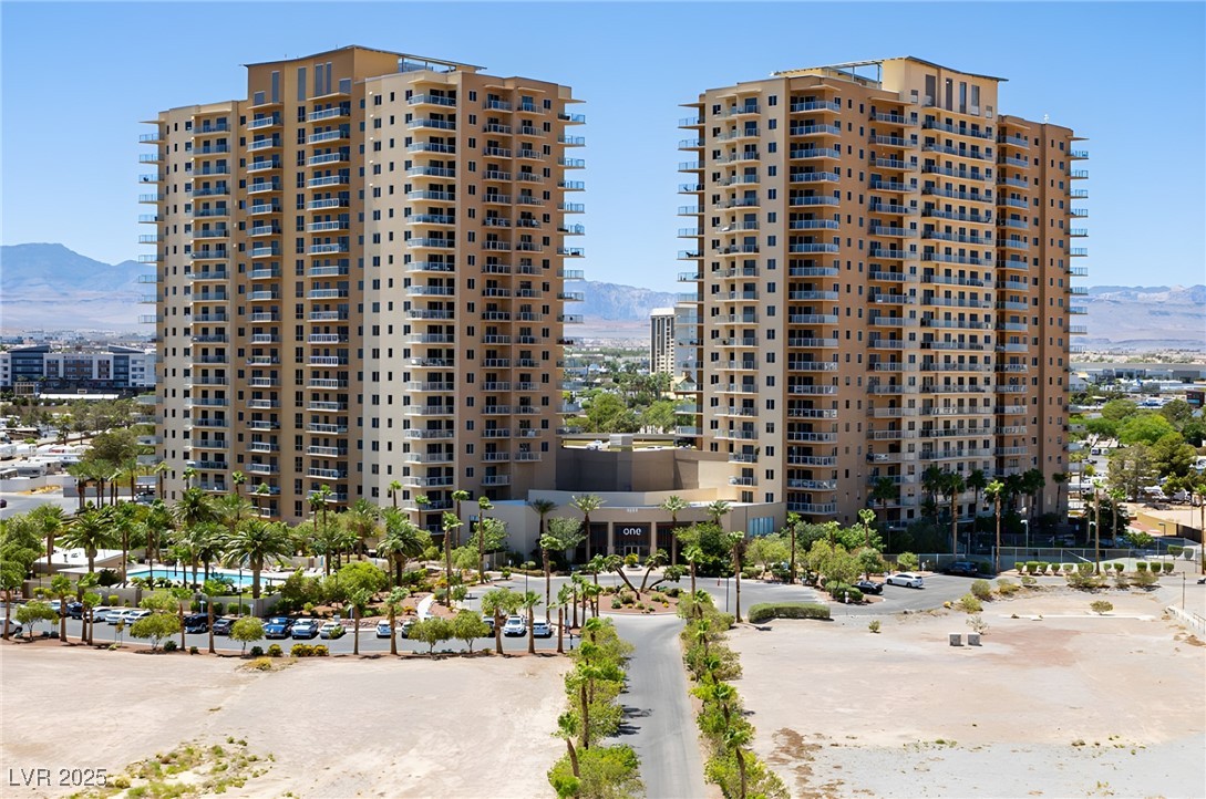 8255 Las Vegas Boulevard 610 Property Photo 1