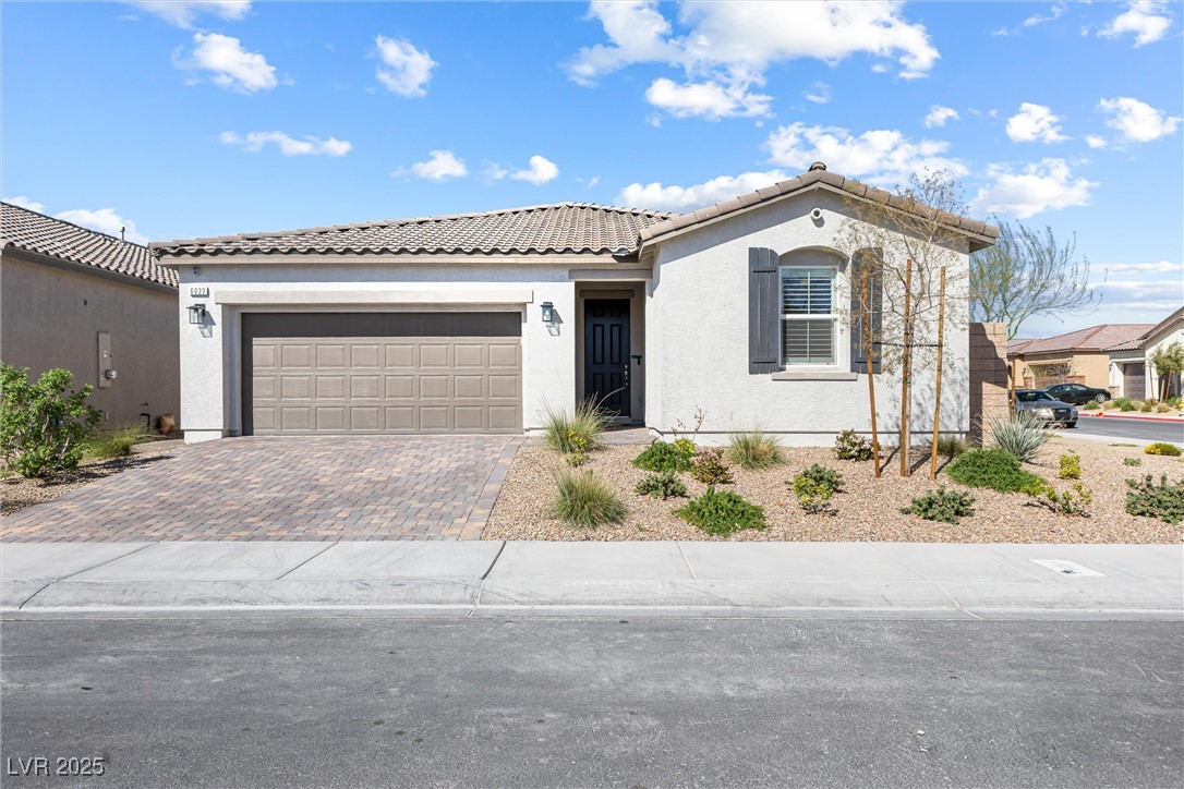 6033 Torciano Street Property Photo