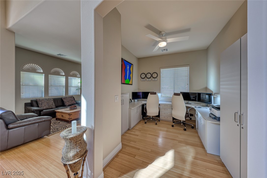 2064 Poetry Avenue Property Photo 17