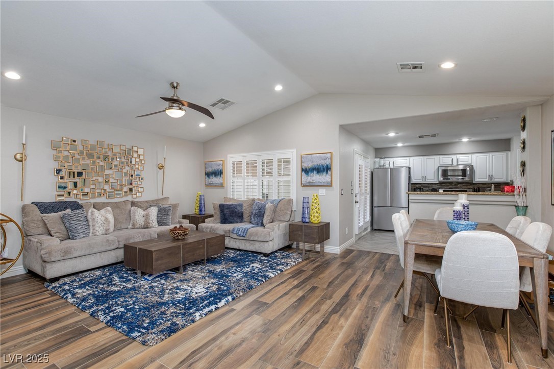 10384 Melon Cactus Street Property Photo 1
