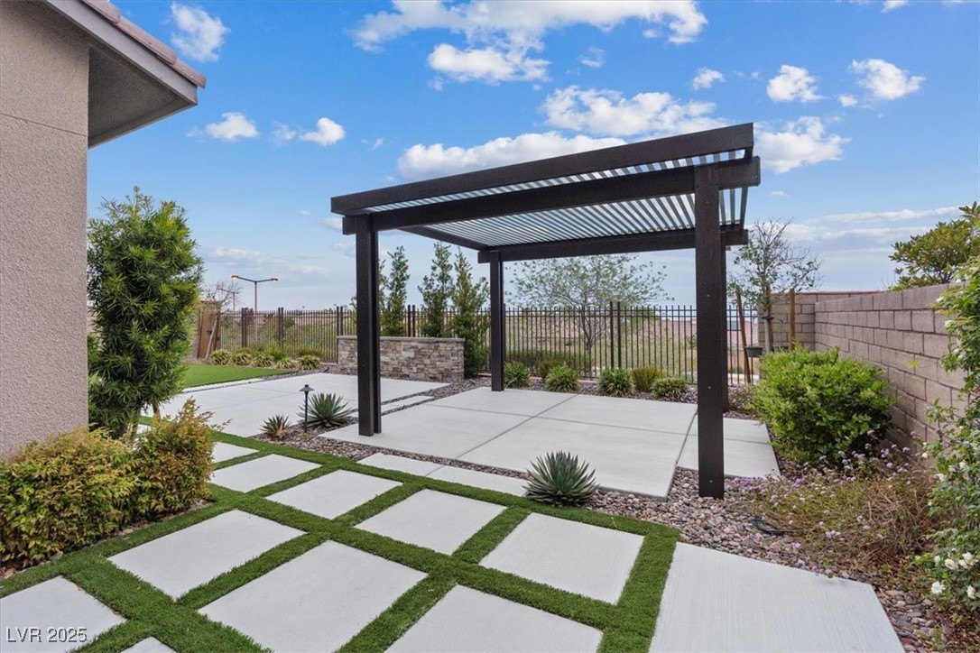 342 Molinetto Street Property Photo 49
