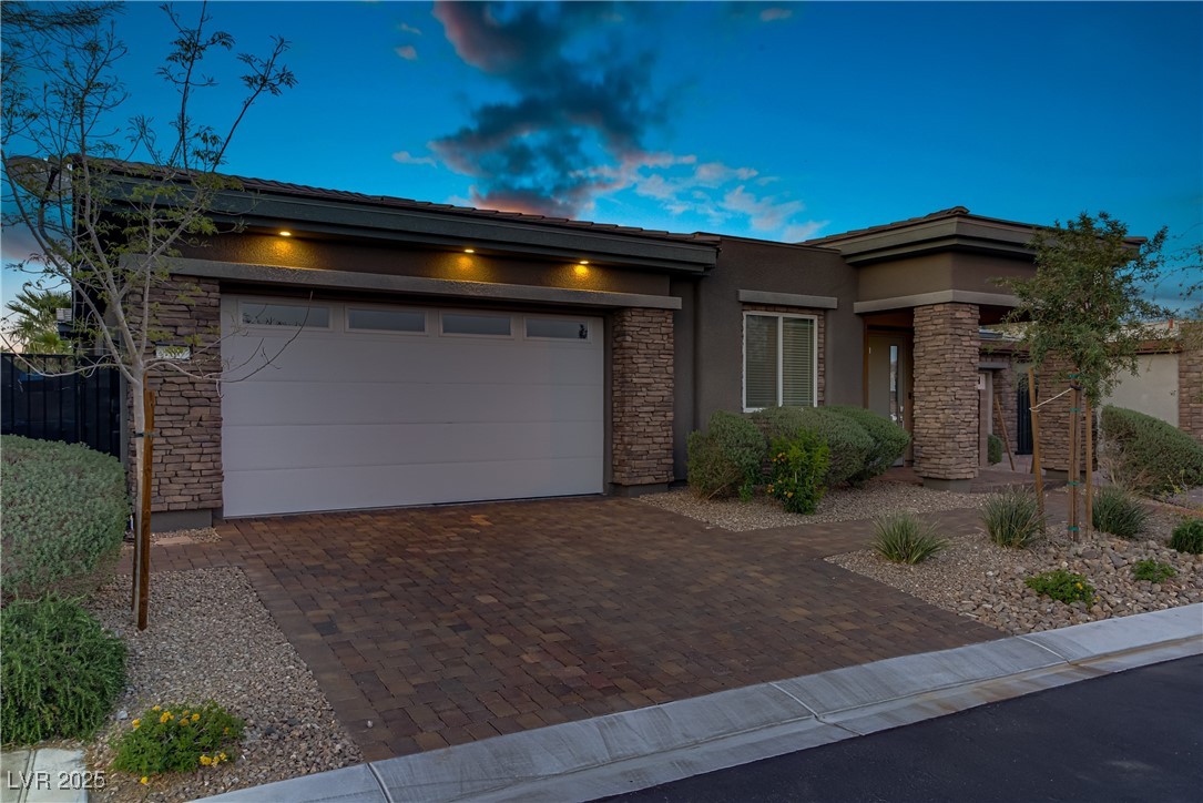 8 Reflection Cove Drive Property Photo 1