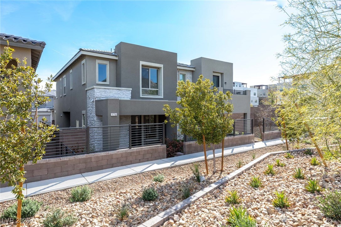 11756 Emerald Lake Avenue Picture