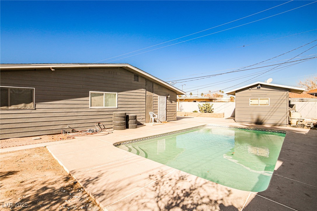 2540 Eagle Street Property Photo
