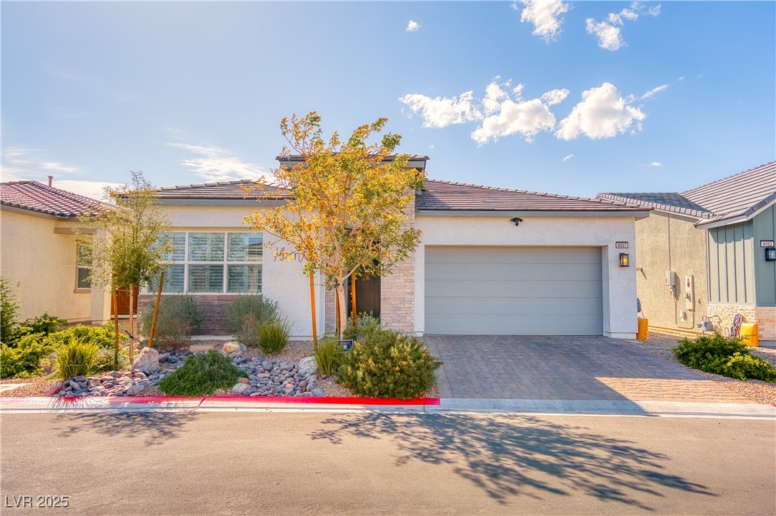 9057 North Skye Treeline Street Property Photo 1