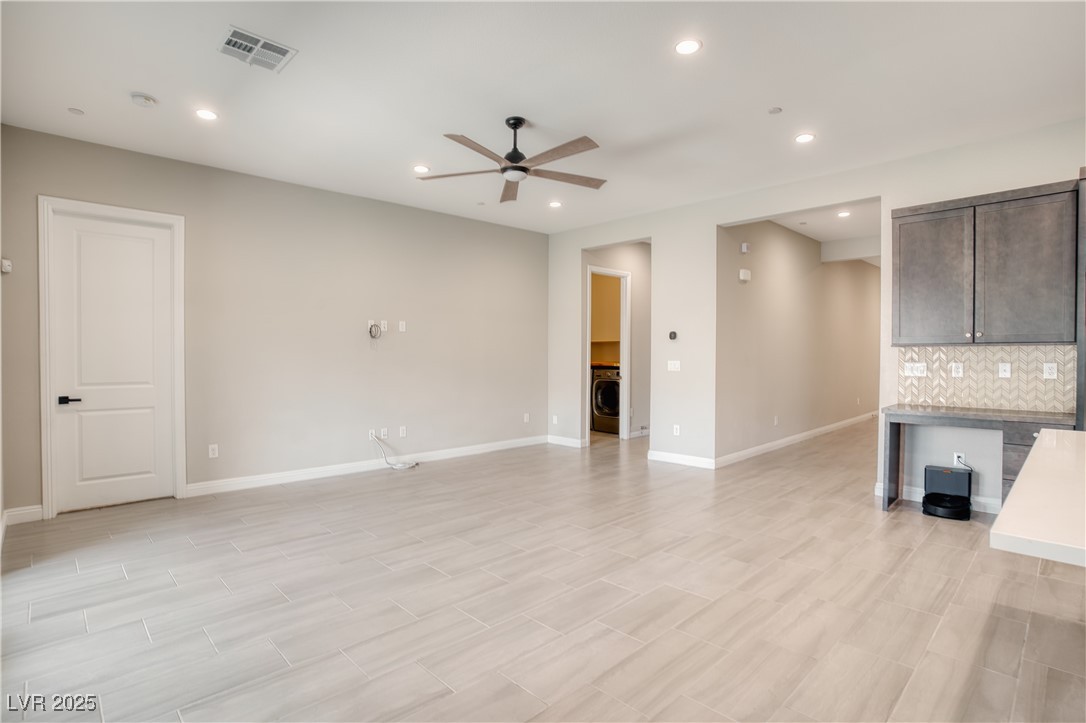 9057 North Skye Treeline Street Property Photo 8
