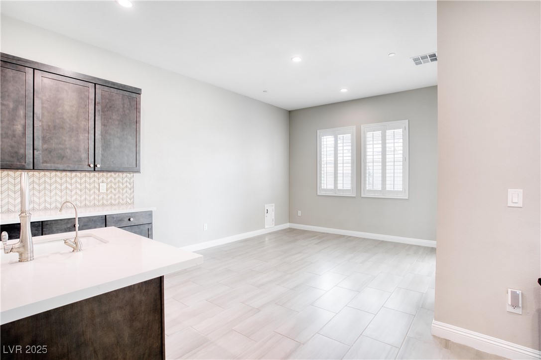 9057 North Skye Treeline Street Property Photo 11