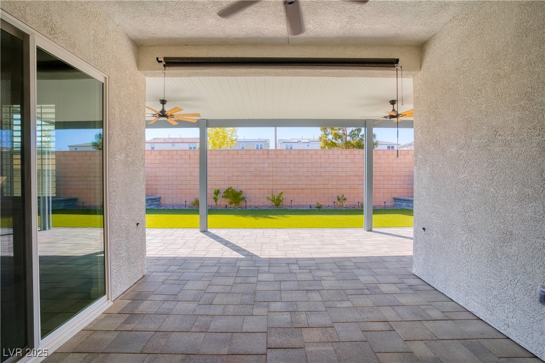 9057 North Skye Treeline Street Property Photo 14