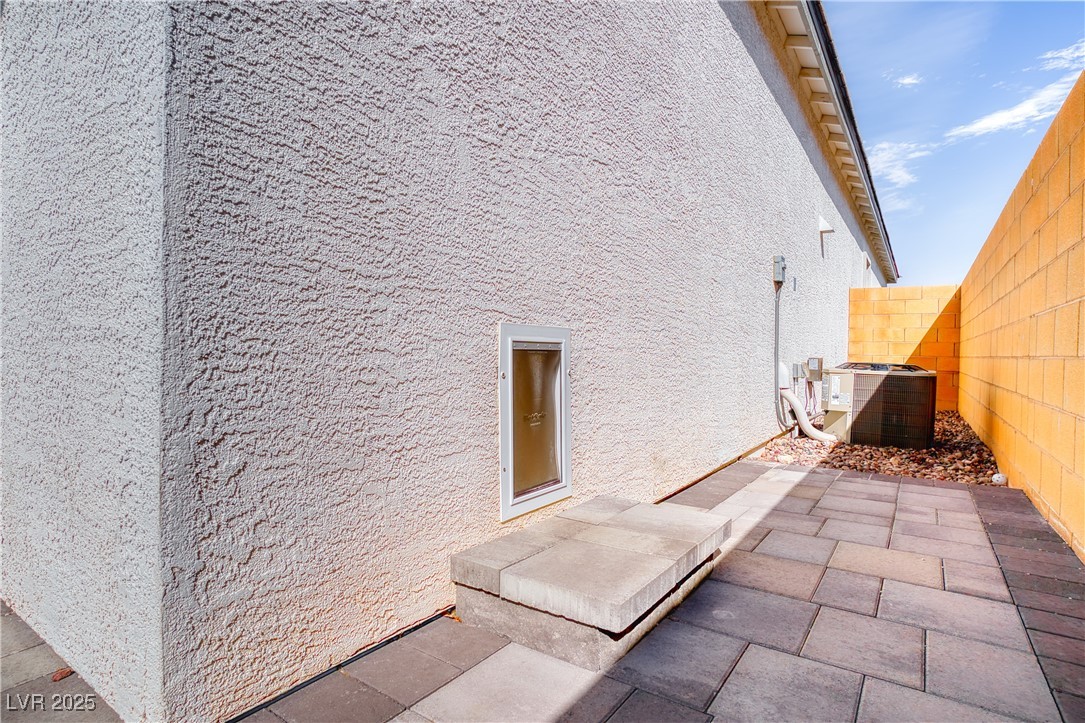9057 North Skye Treeline Street Property Photo 20