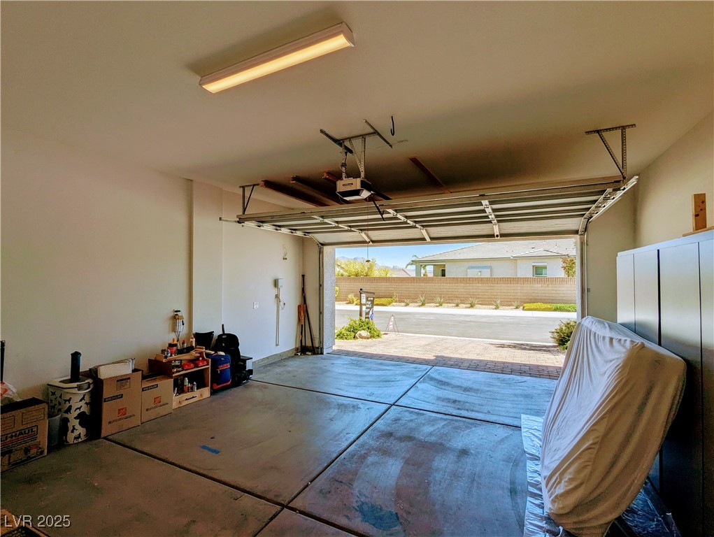 9057 North Skye Treeline Street Property Photo 42