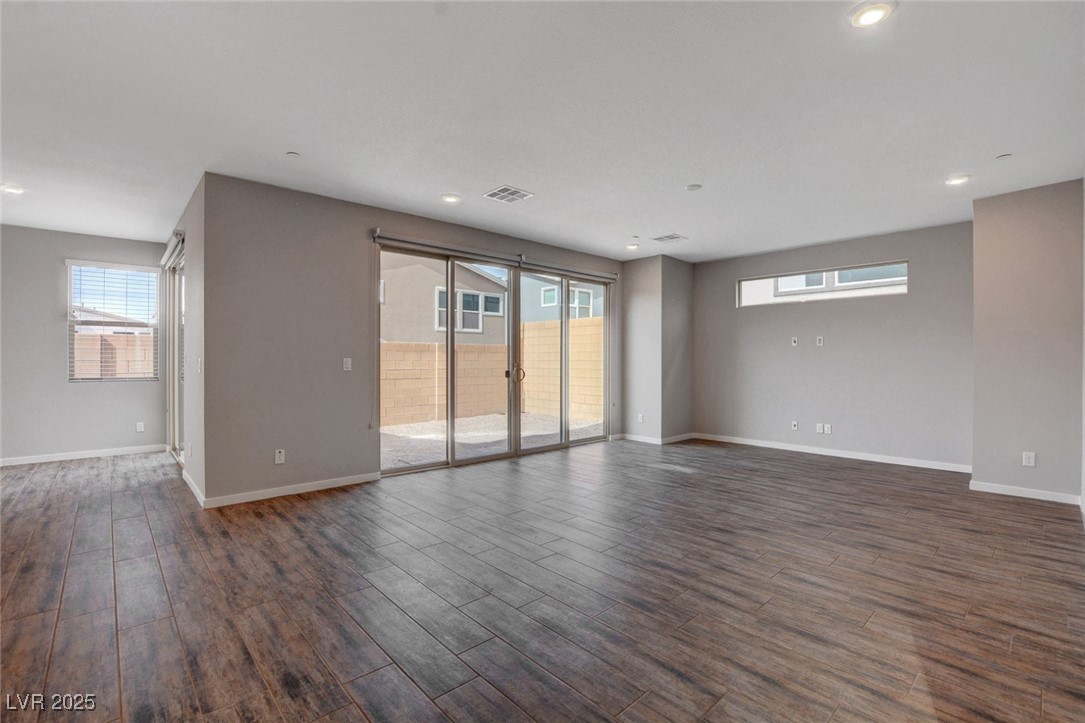 3338 Casalette Lane Property Photo 7