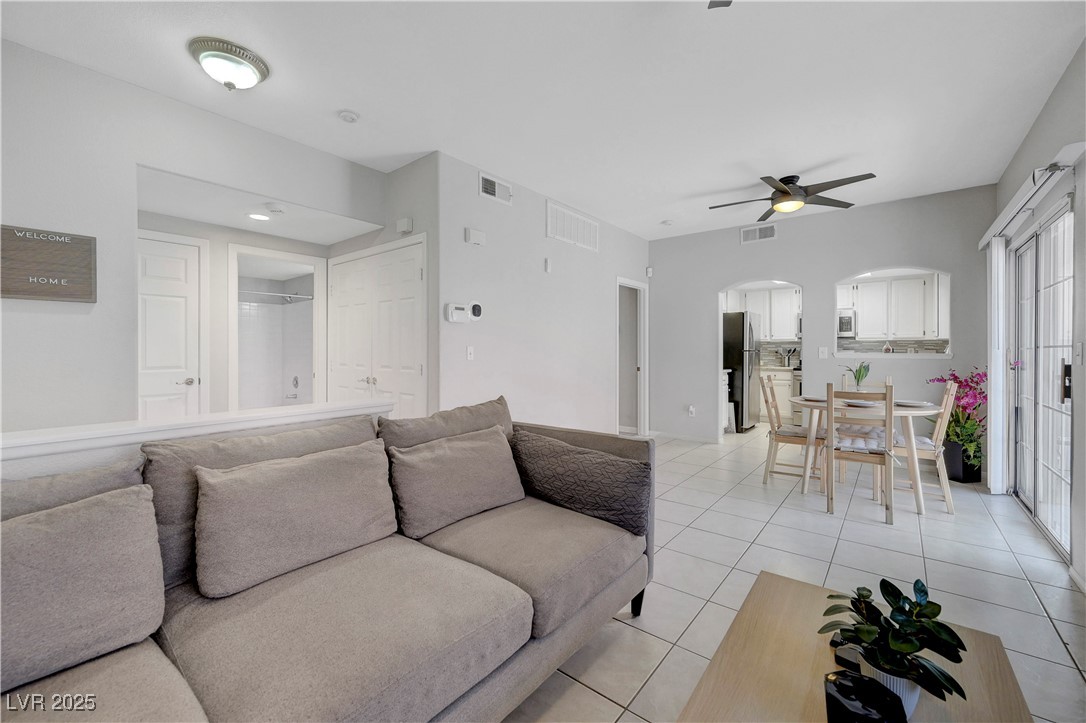 2669732 Property Photo 10