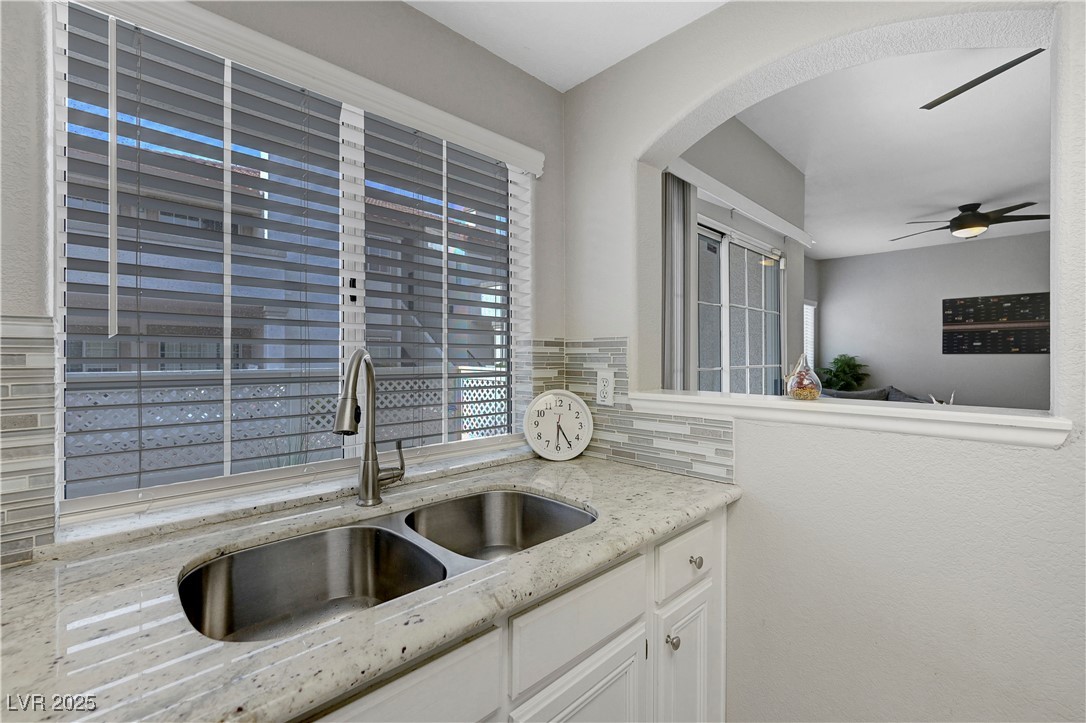 2669732 Property Photo 22