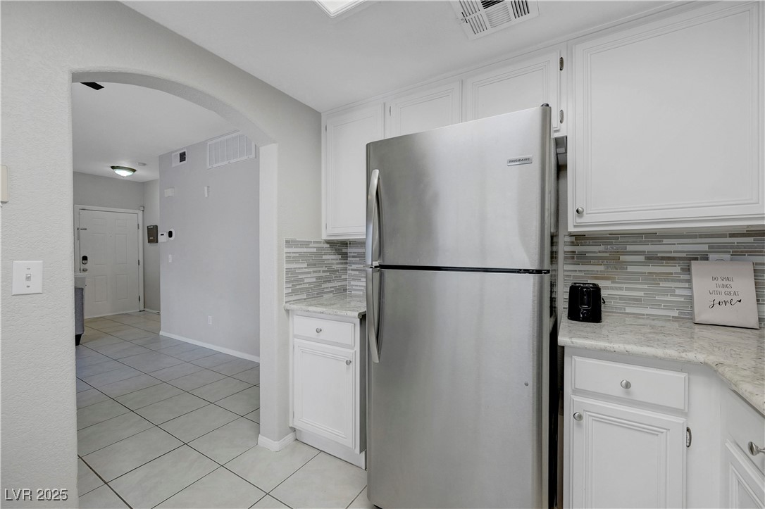 2669732 Property Photo 25