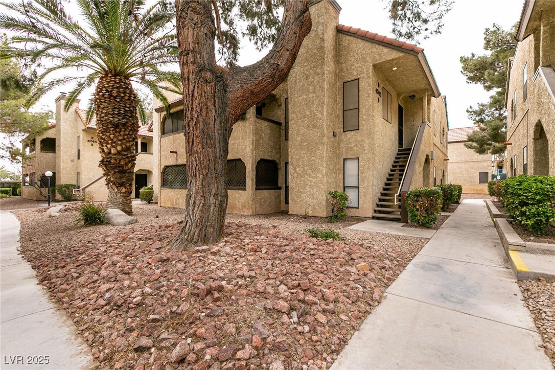 4742 Obannon Drive D Property Photo