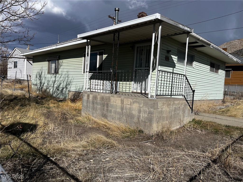 14 Avenue G Property Photo