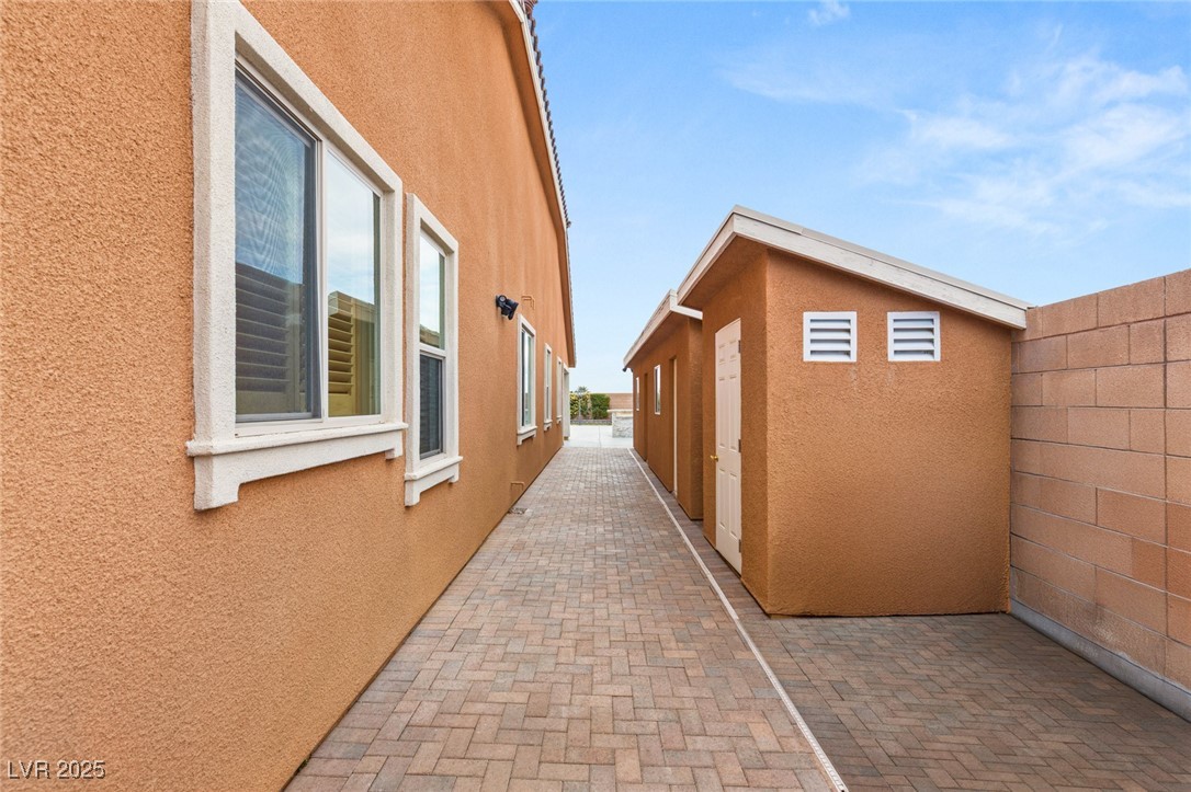 9096 Becket Ranch Court Property Photo 48