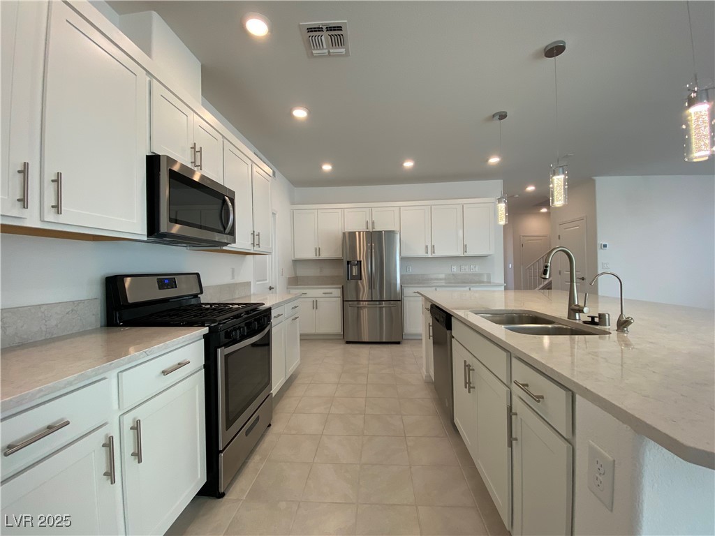 7109 Moss Hill Avenue Property Photo 4