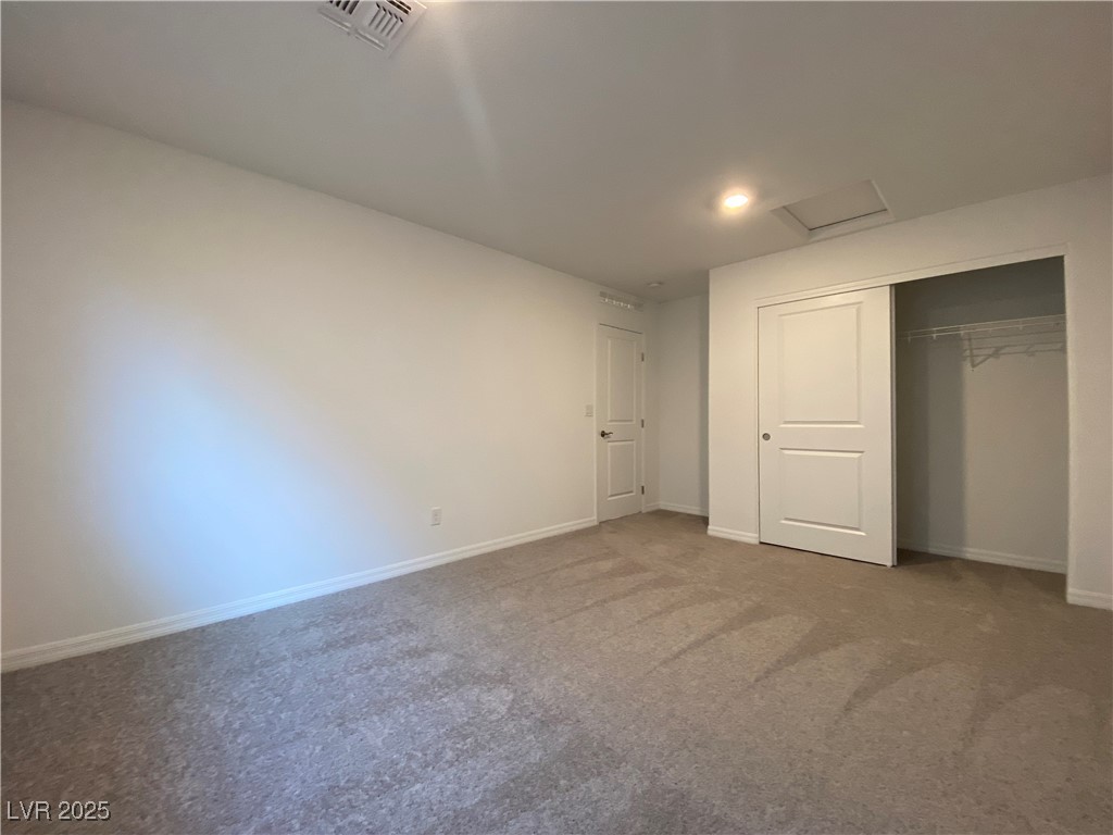 7109 Moss Hill Avenue Property Photo 12