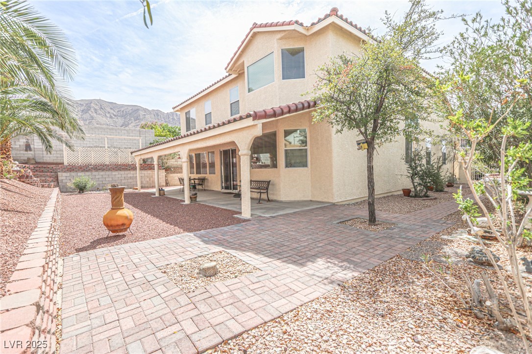 6630 Cave Rock Avenue Property Photo 4