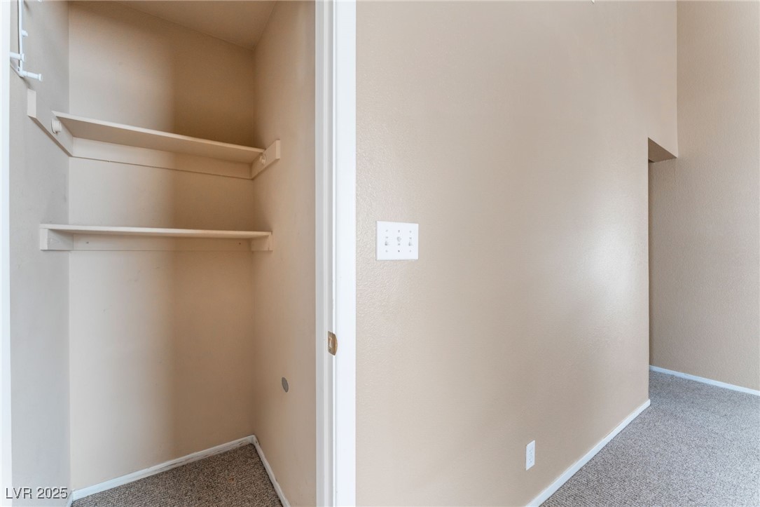 1335 Heather Oaks Way Property Photo 7