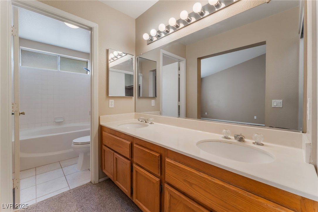 1335 Heather Oaks Way Property Photo 24