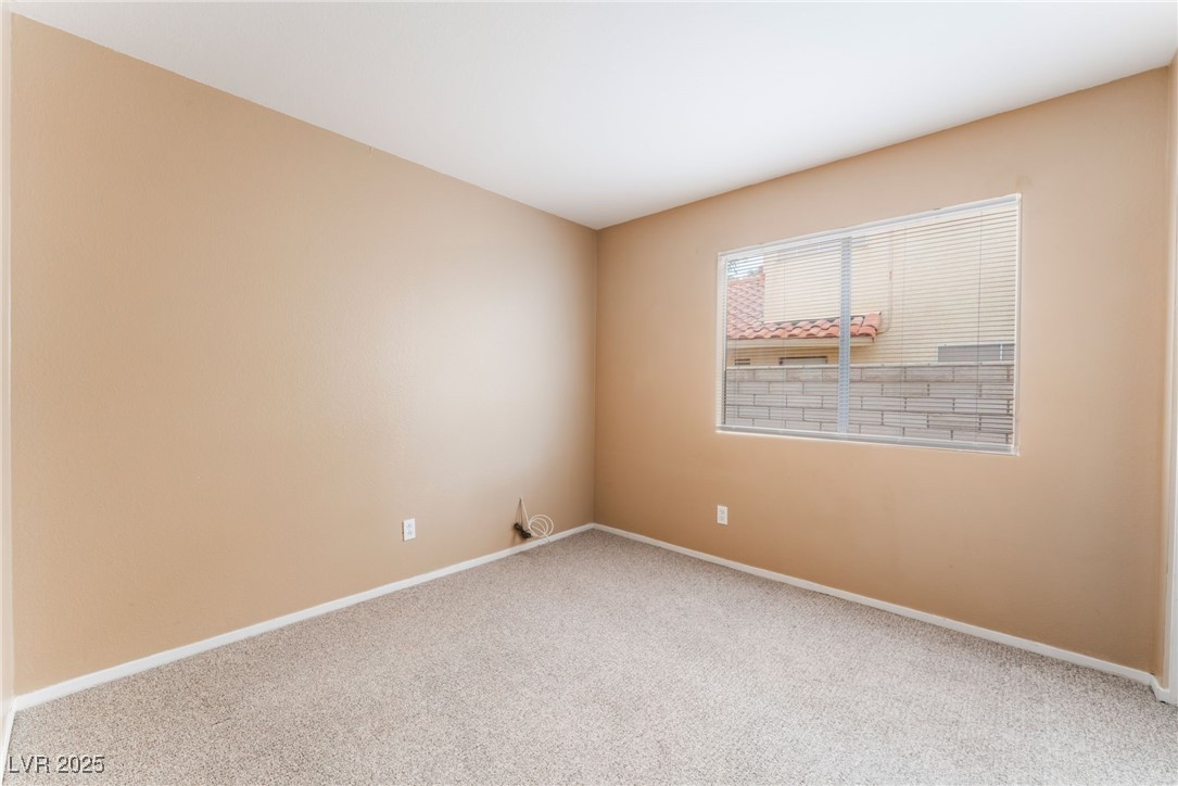1335 Heather Oaks Way Property Photo 28