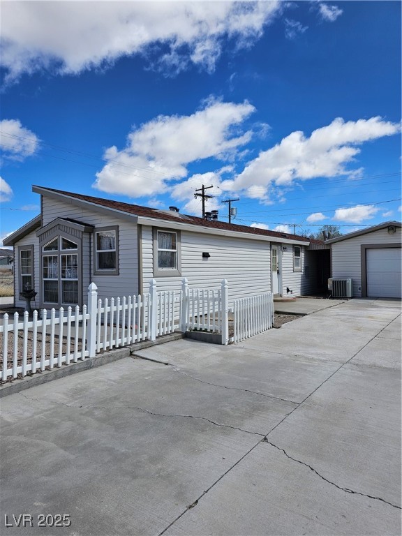 368 Hollingshead Street Property Photo 7