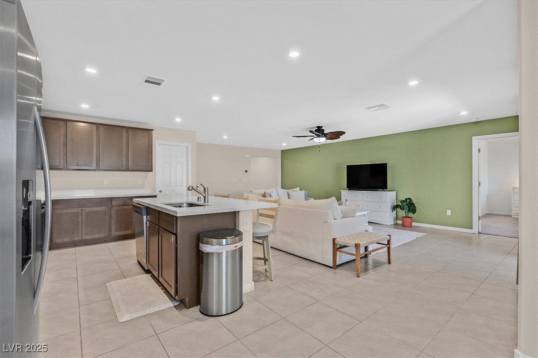 442 Bridal Veil Falls Street Property Photo 13