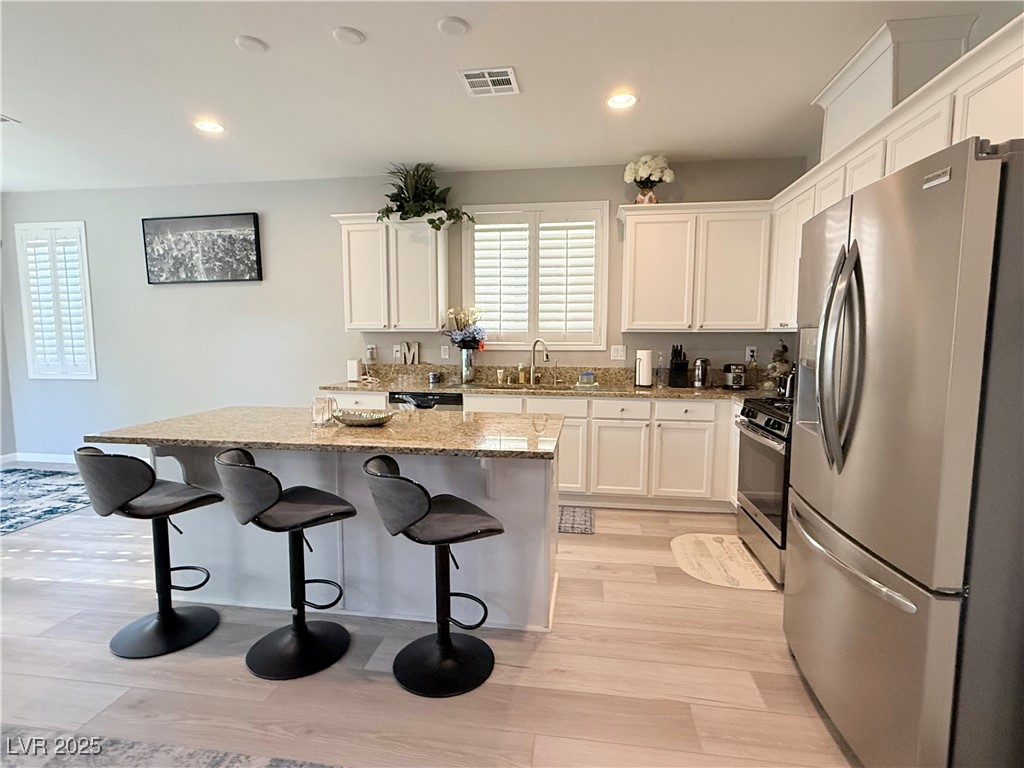 5121 Fiery Sky Ridge Street Property Photo 4