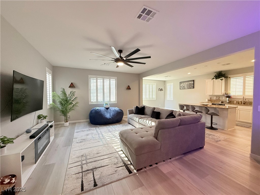 5121 Fiery Sky Ridge Street Property Photo 5