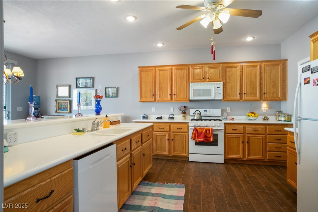 3491 Cottage Thistle Drive Property Photo 6