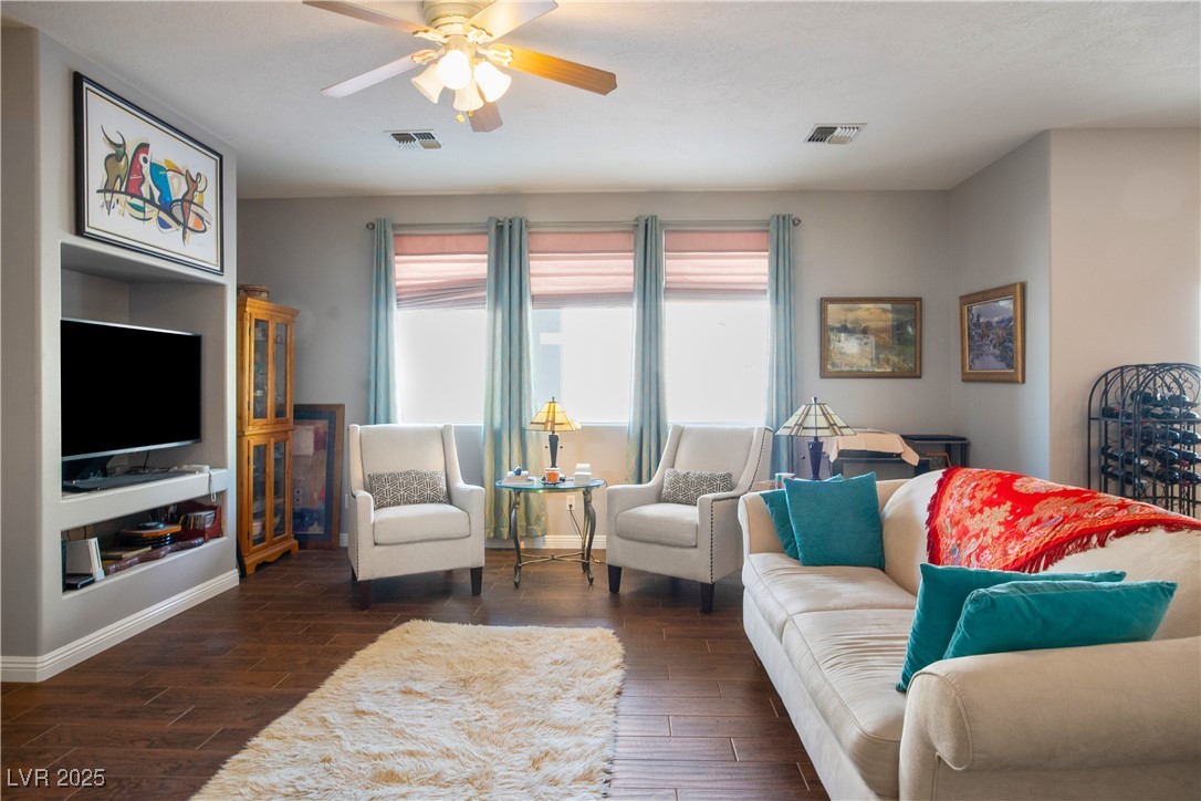 3491 Cottage Thistle Drive Property Photo 8