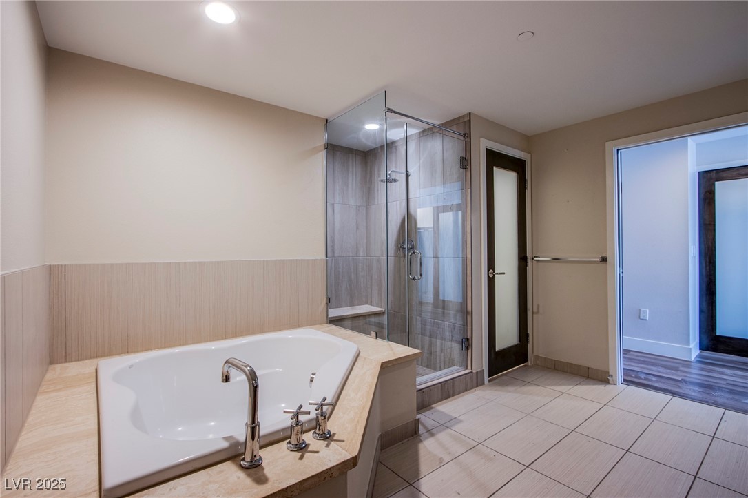 8925 West Flamingo Road 228 Property Photo 48