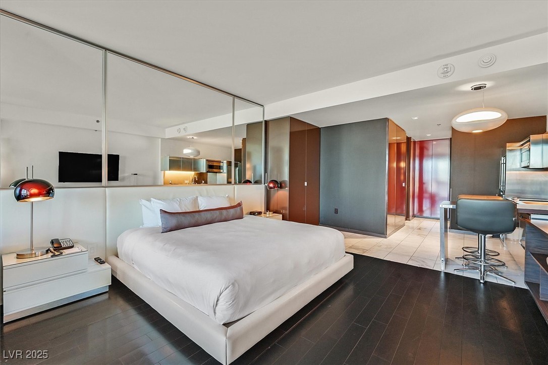 4381 West Flamingo Road 1609 Property Photo 11