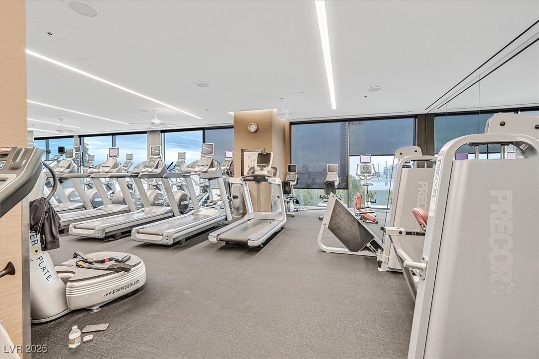 4381 West Flamingo Road 1609 Property Photo 23