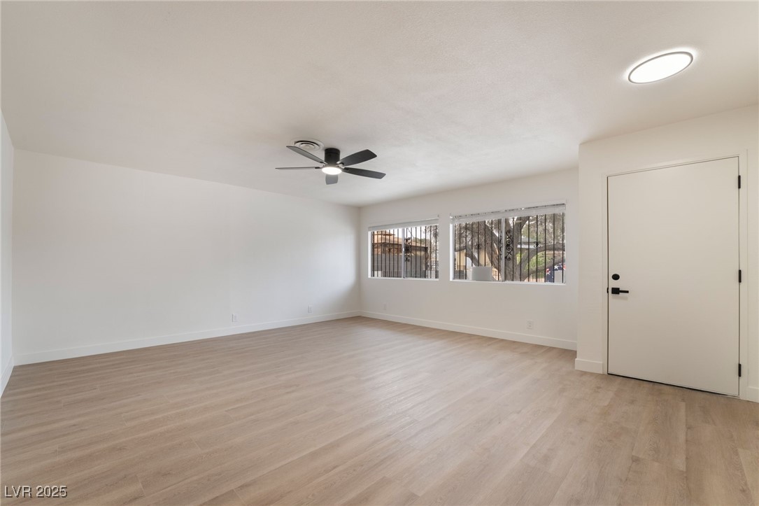 2958 Al De La Street Property Photo 7