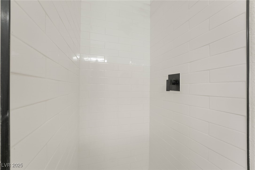 2958 Al De La Street Property Photo 24