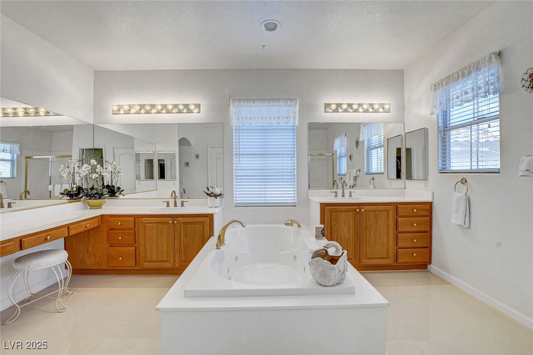 2727 Warm Rays Avenue Property Photo 49