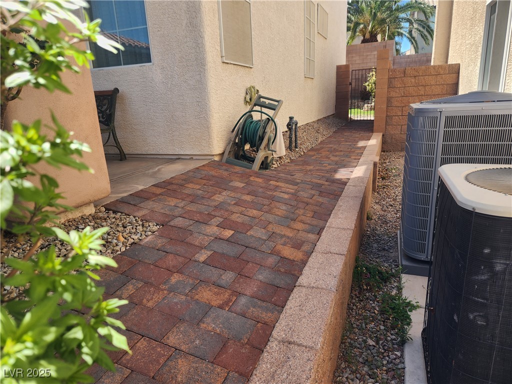 2727 Warm Rays Avenue Property Photo 79