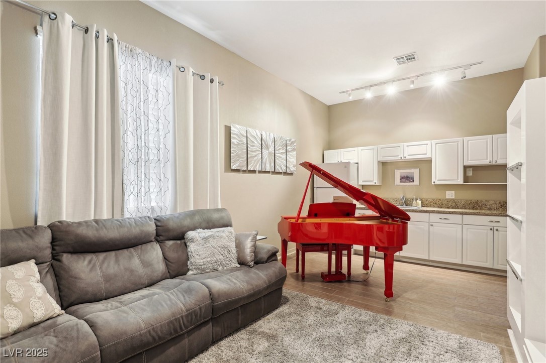 8716 Purple Wisteria Street Property Photo 36