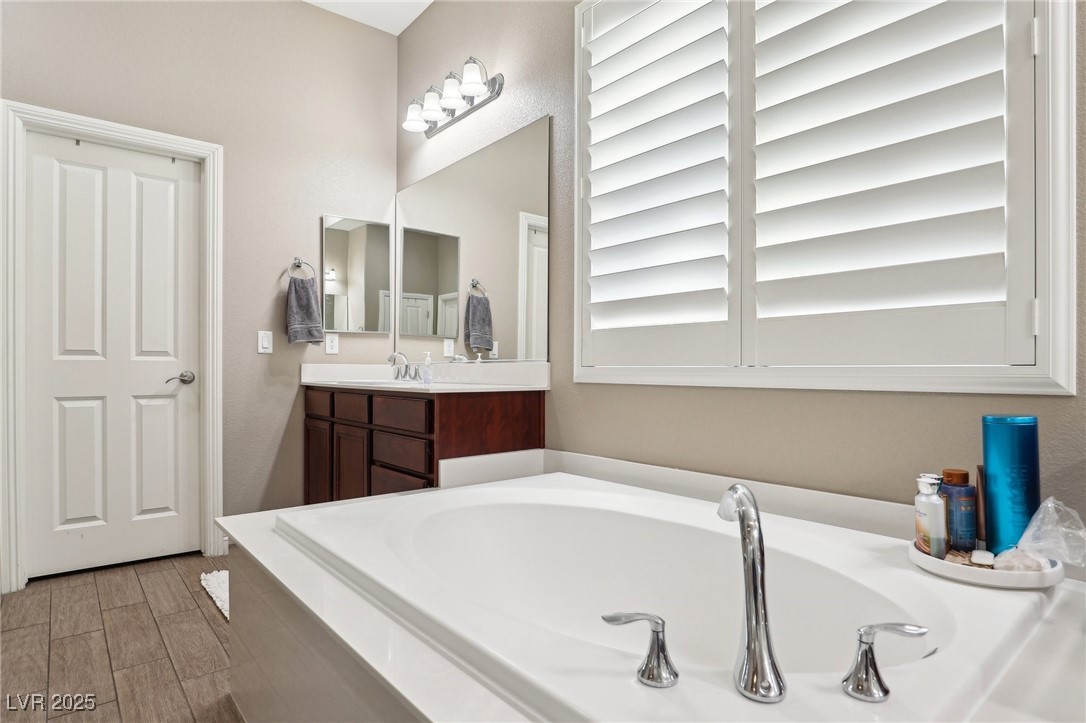 8716 Purple Wisteria Street Property Photo 46