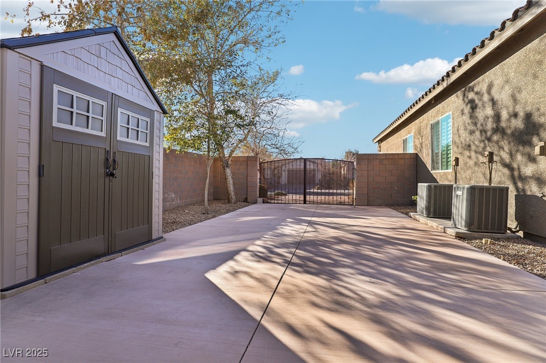 8716 Purple Wisteria Street Property Photo 54