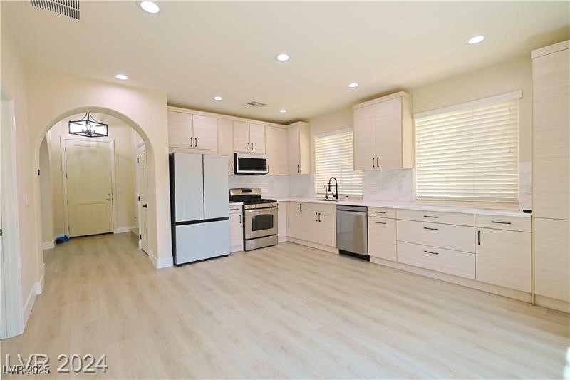 11364 Corsica Mist Avenue Property Photo 4
