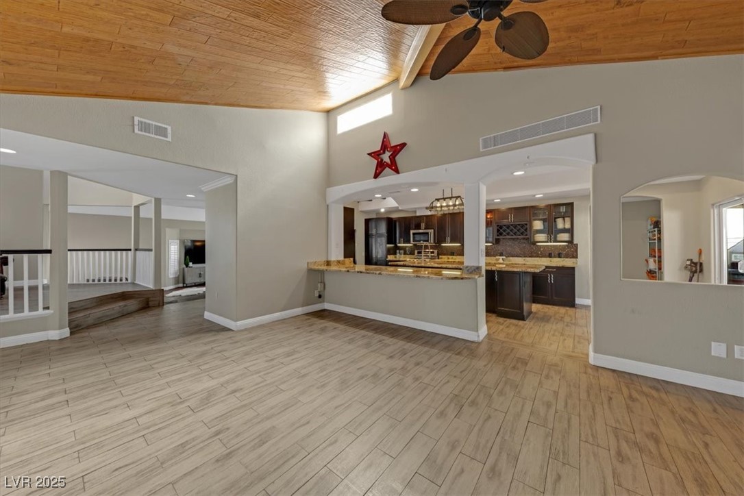 7165 Laredo Street Property Photo 10